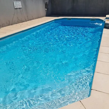 Gite Ferrari 4-6 Pers Ruoms Centre - Climatise, Piscine *
